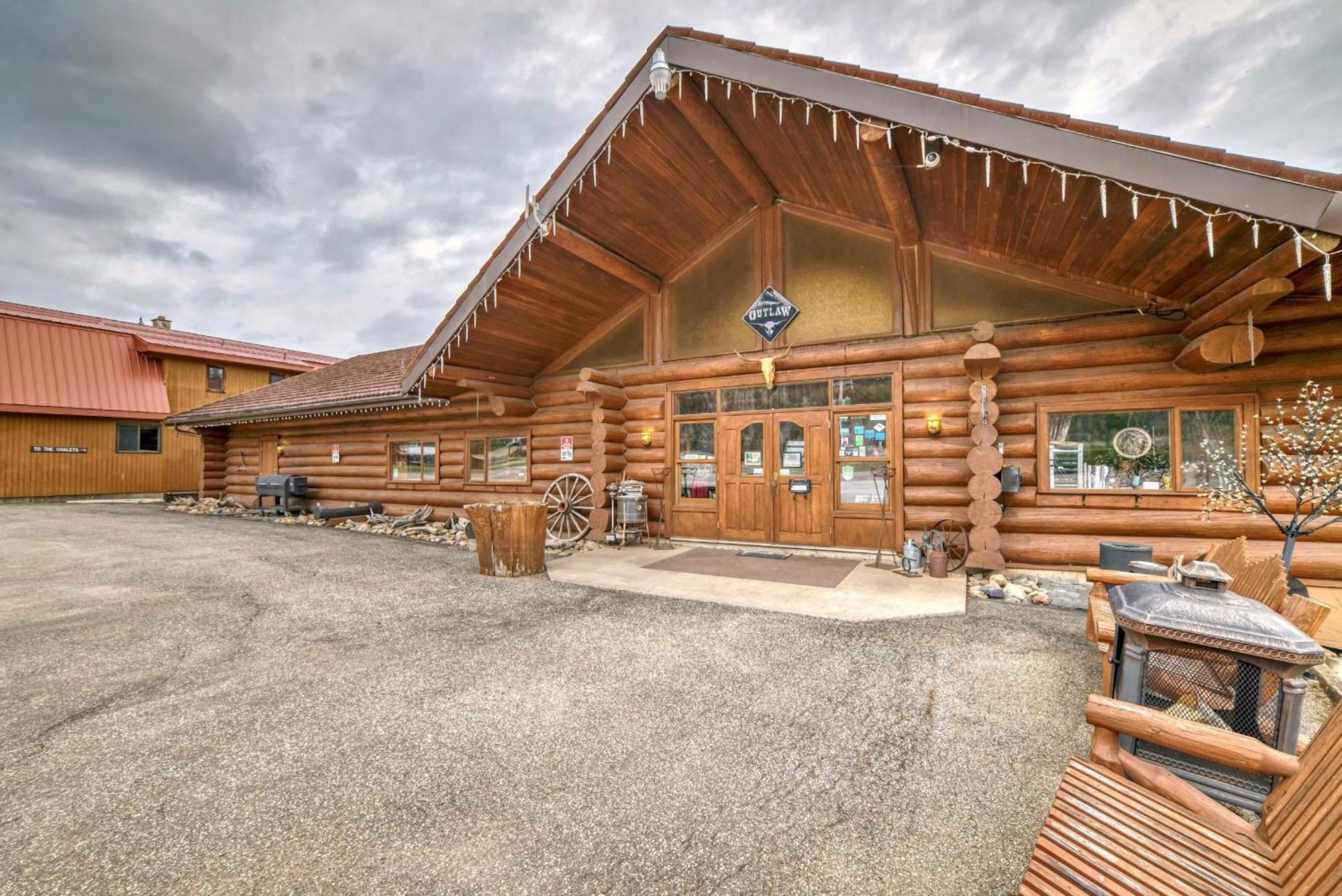 Terracana Ranch Resort Tête Jaune エクステリア 写真